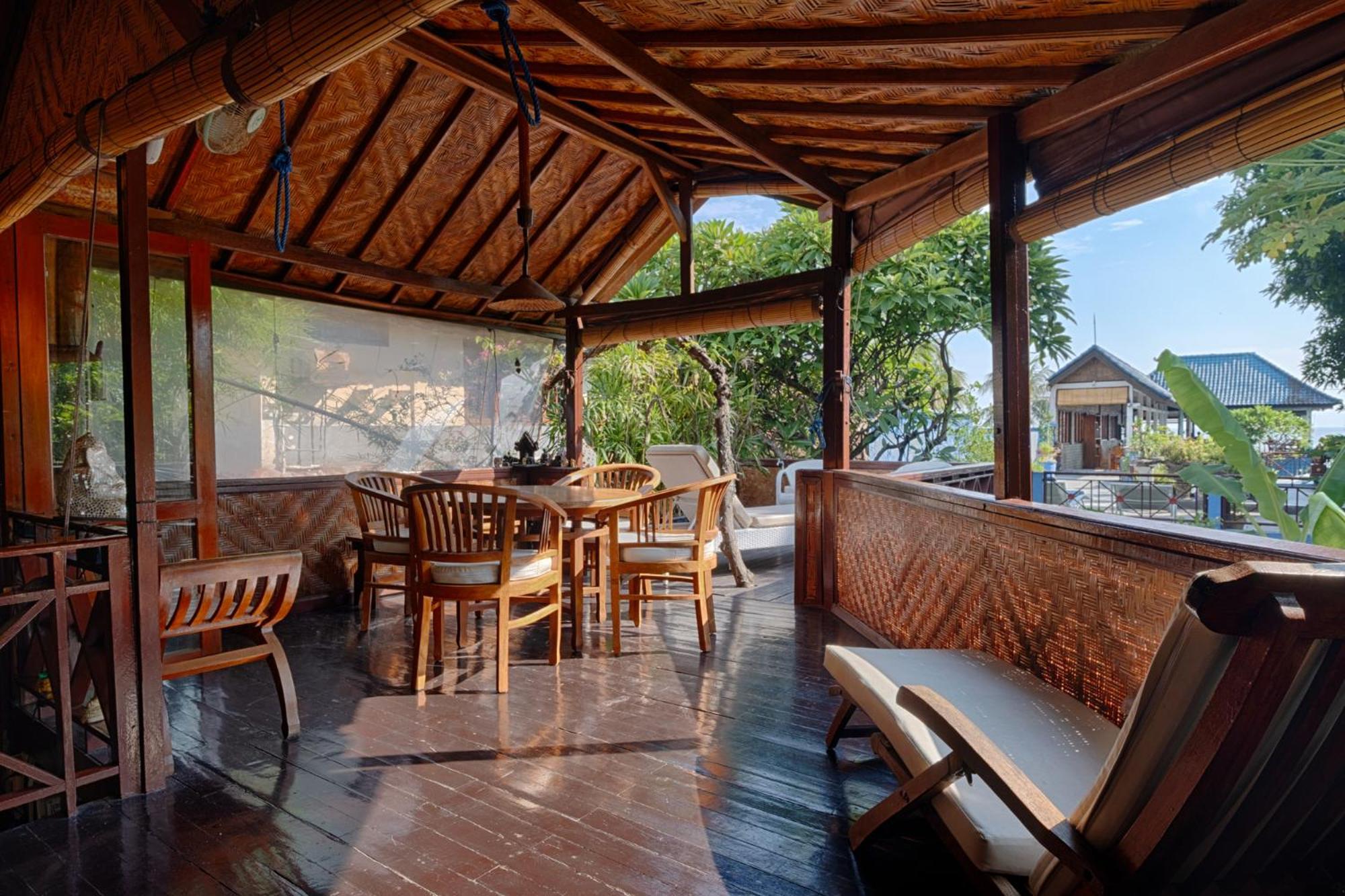 Matahari Tulamben Resort, Dive & Spa Exterior photo